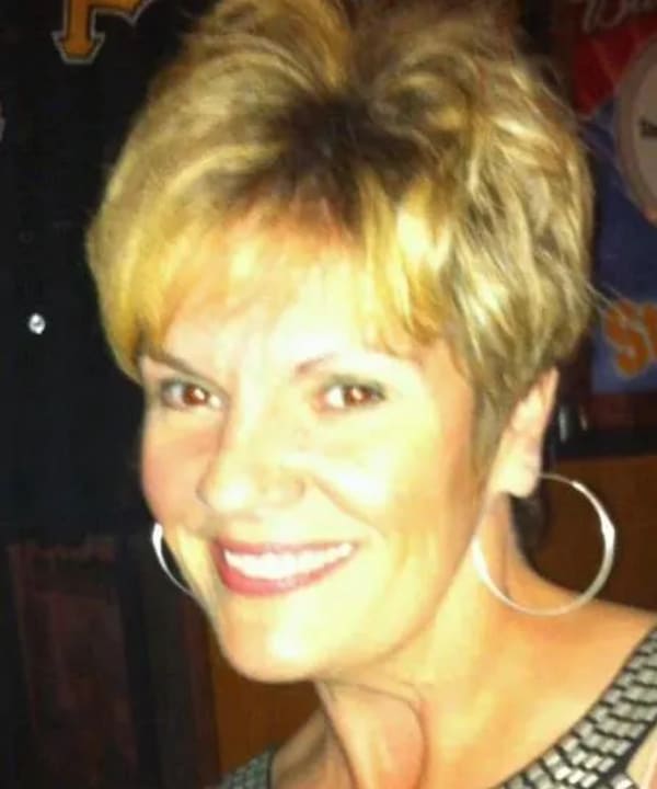 Dana Galis, Bodywork and Aromahead certification graduate