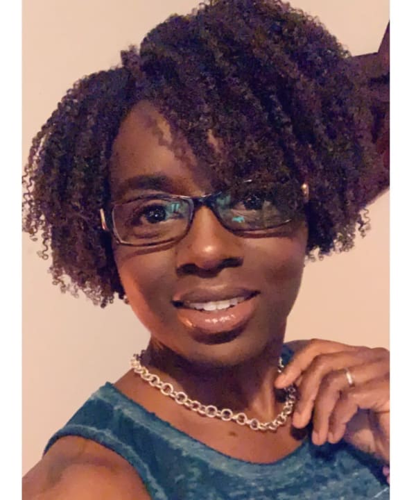Nicole McFarland, Educator and Aromahead certification graduate