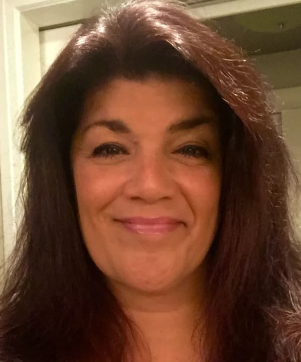 Edelyn Bishop, Animal Care and Aromahead certification graduate
