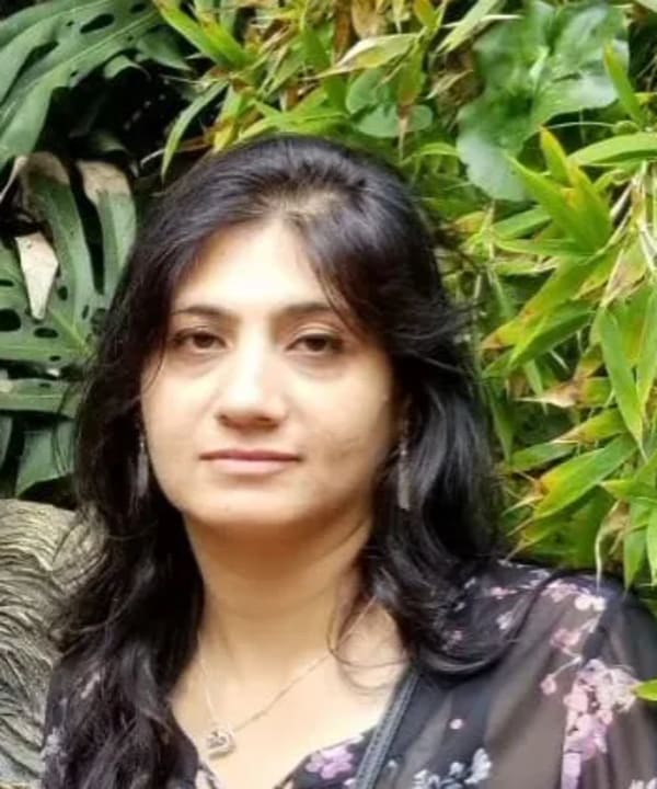 Simran Gurnani, Practitioner and Aromahead certification graduate
