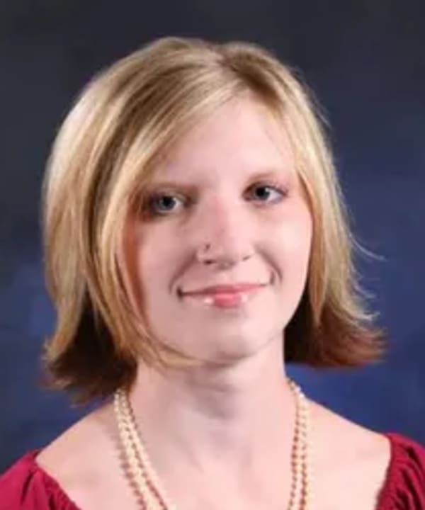 Alexa Goodlander, Practitioner and Aromahead certification graduate