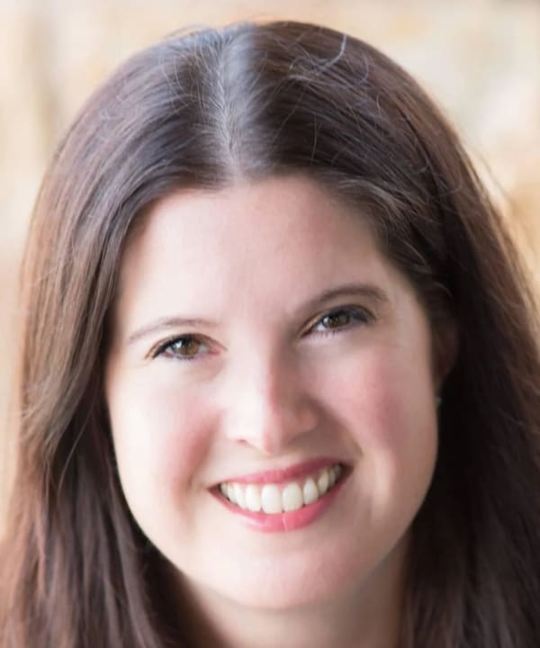 Jennifer Carr Scopp, Practitioner and Aromahead certification graduate