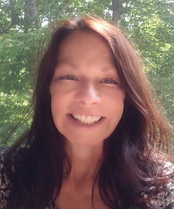LuAnn Reilly, Product Maker and Aromahead certification graduate