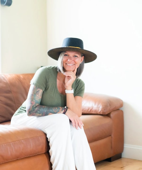 Jennifer Gagnon, Practitioner and Aromahead certification graduate