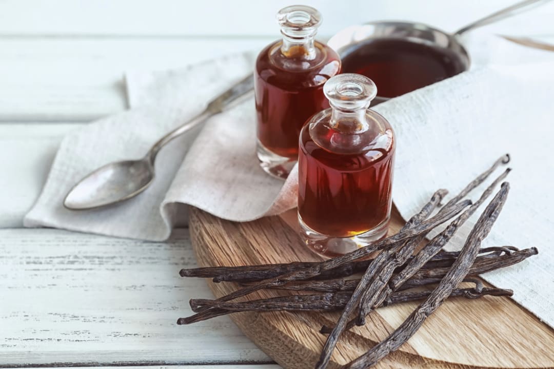 A Vanilla-Infused Jojoba Massage Oil