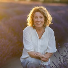 Karen Williams, lead instructor at Aromahead Institute