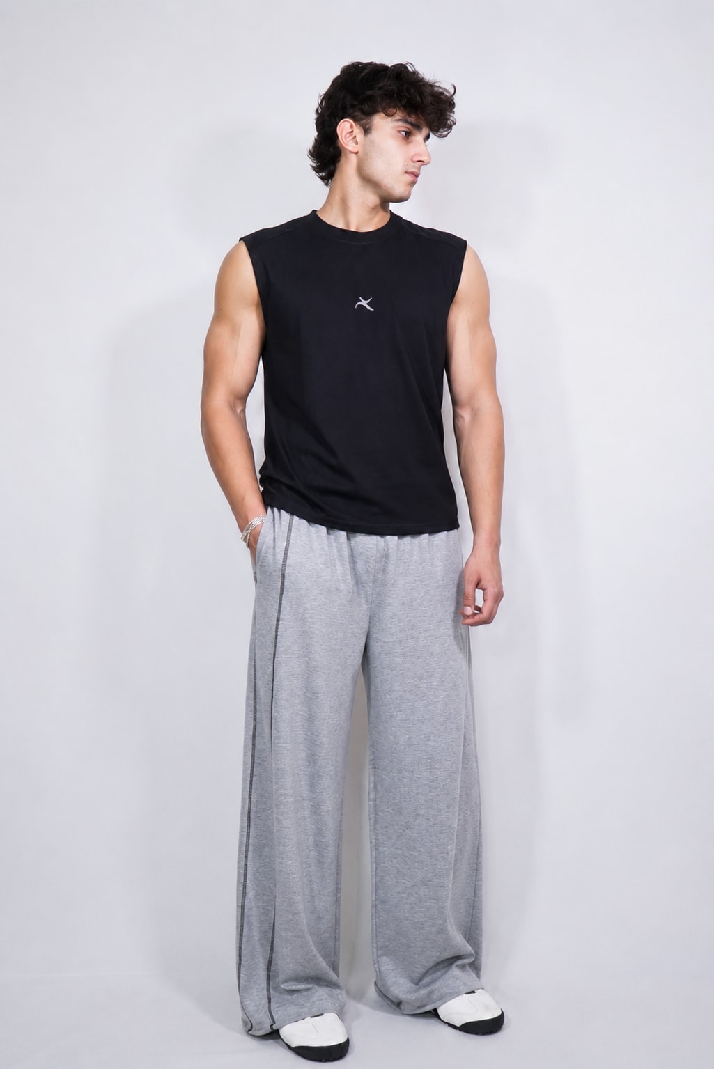 ZYROON Signature Essential Muscle Tank