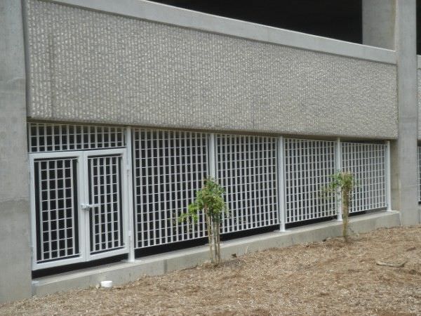 GALVANIZED STEEL GRILLE