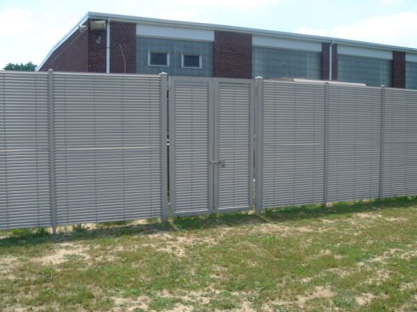 ALUMINUM FENCE