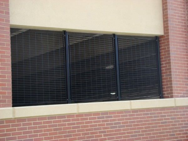 GALVANIZED STEEL GRILLE