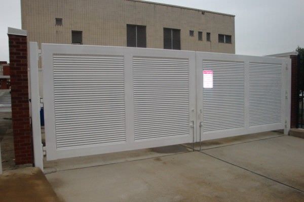 DOUBLE SWING GATE