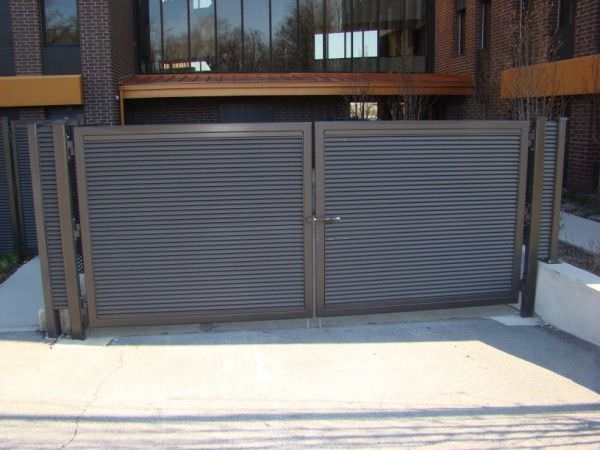 DOUBLE SWING GATE