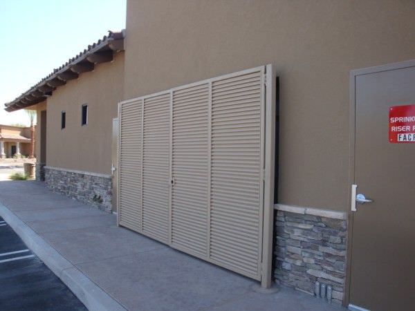 ALUMINUM GATE