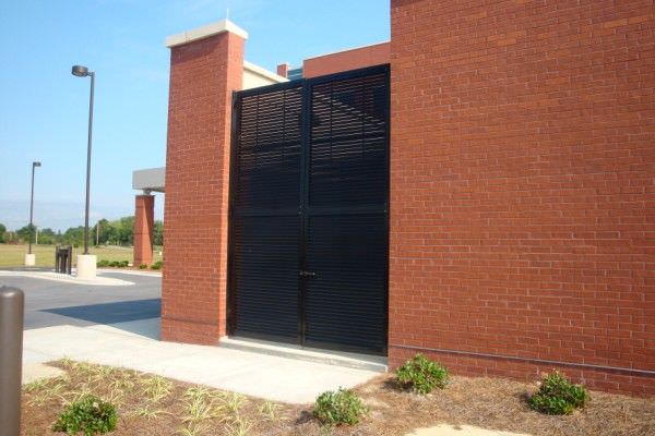 DOUBLE SWING GATE
