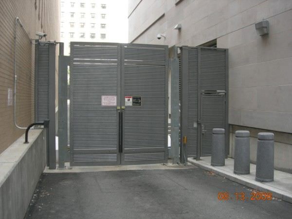 DOUBLE SWING GATE