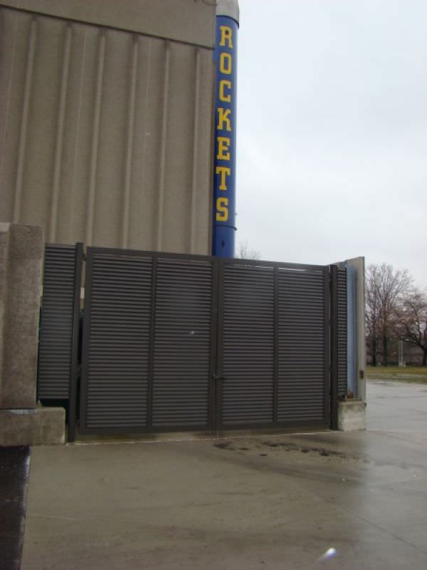 DOUBLE SWING GATE