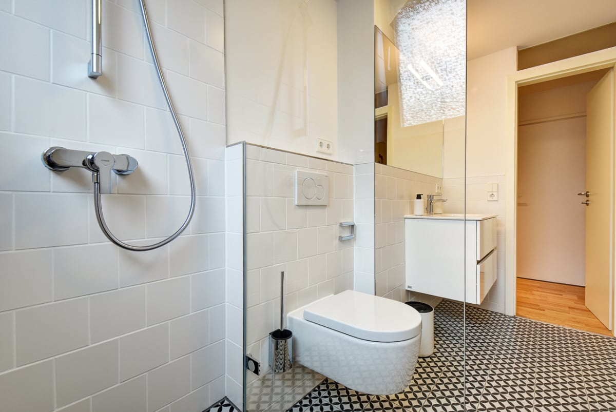 DESIGN TRIFFT KOMFORT – Geschmackvoll renovierte Wohnung mit Parkplatz 20