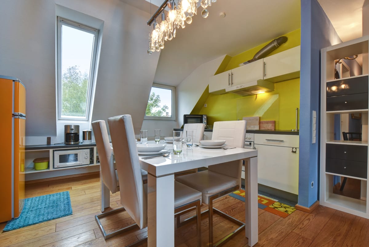 SONNIG UND GEMÜTLICH 8