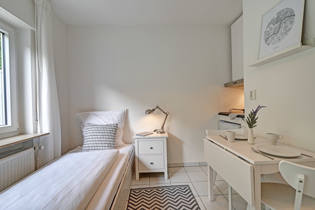 COZY LIVING 3
