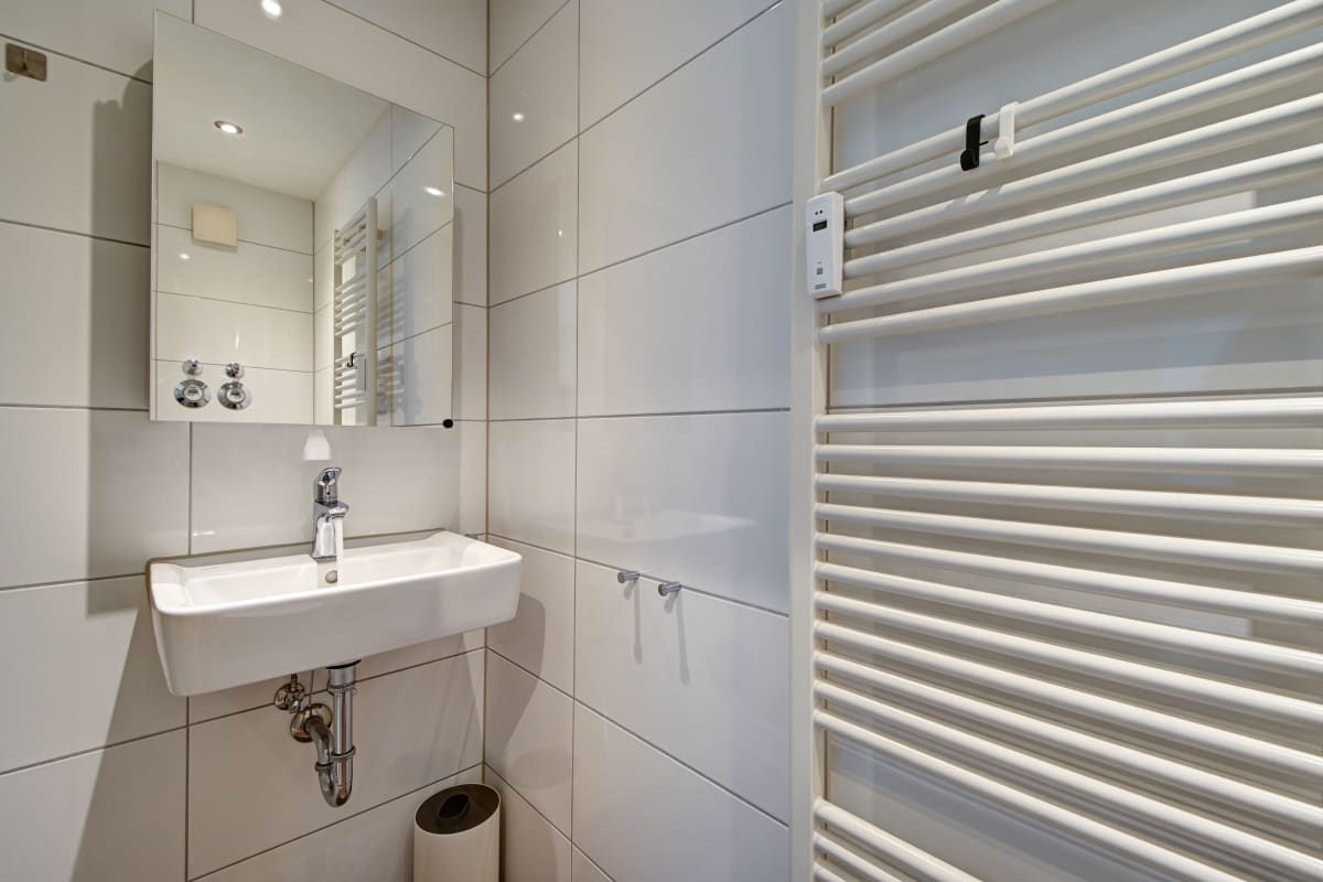 MODERN LIVING 11