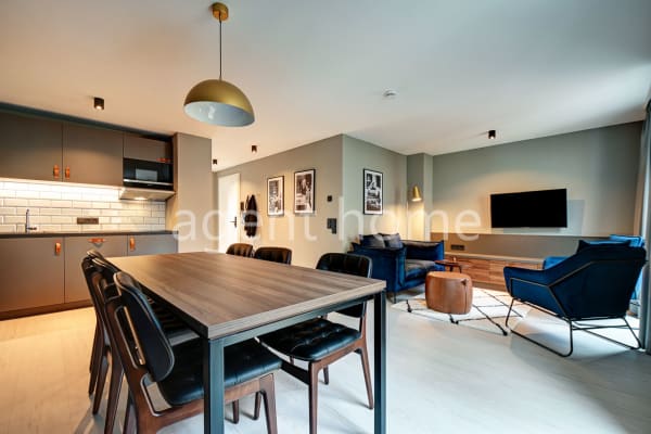 COSMOPOLITAN LIVING – Foto 2