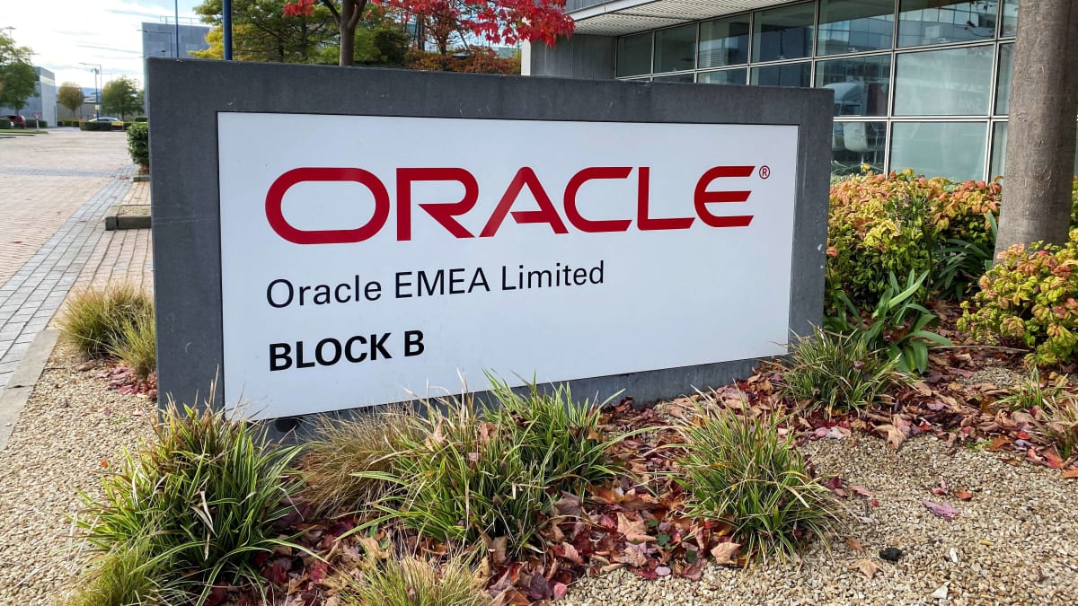 ShinyHunters hackers expanded attacks on Oracle's PeopleSoft, Google says