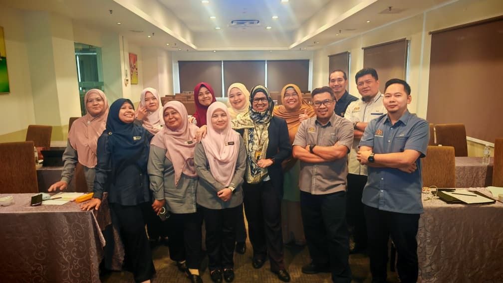 Team RETI di fasa awal perbincangan