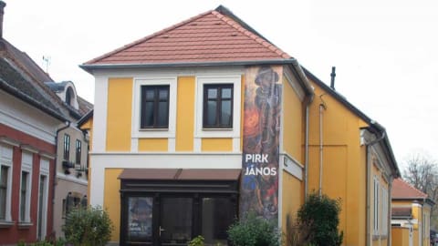 Hamarosan felavatják a Pirk János Múzeumot Szentendrén