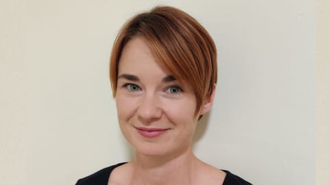 Hangácsi Zsuzsanna: Borsószem kisasszony