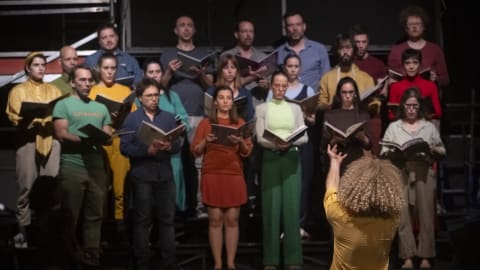 Klasszikusok a Zeneakadémián, kárhozatba vezető zenés játék a Müpában, megénekelt szív és új Bodor Ádám-kötet