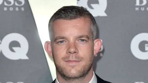 A Sotheby's aukciósházzal dolgozott Russell Tovey, a Talk Art sztárja