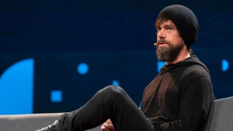 Három és fél millió dollárt adományozott a Twitter vezérigazgatója