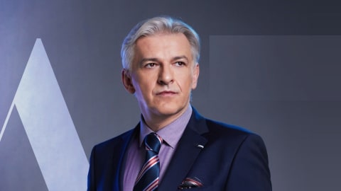 Alföldi Róbert-hasonmást keres a Centrál Színház