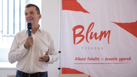 „Ha a felnőtt jól van, a gyerek is jól van” – A Blum program