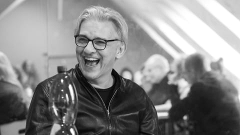 Alföldi Róbert kortárs magyar drámát visz színre