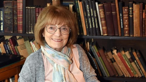 „Egész életemben színházi háttérember voltam”