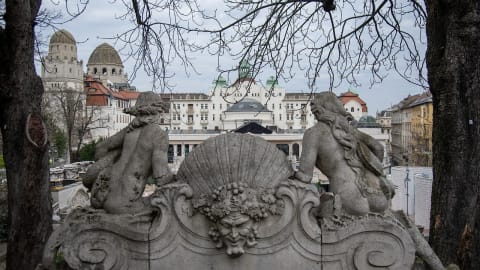 Újra megnyílnak Budapest százéves házai