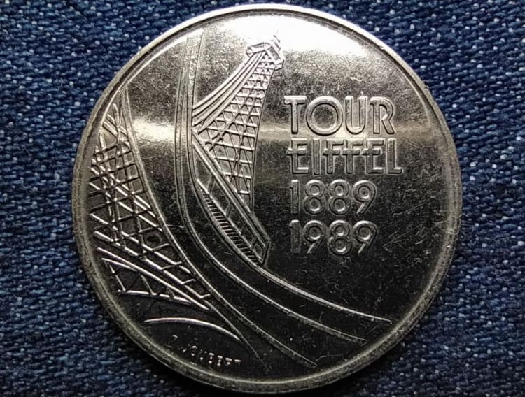 A 100 éves torony tiszteletére kibocsátott emlékérem (forrás: numizmarket.hu) 