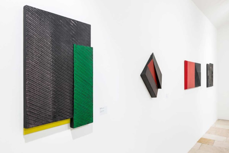 A Kontra című kiállítás, enteriőrfotó (fotó: Deim Balázs / Ferenczy Múzeumi Centrum)