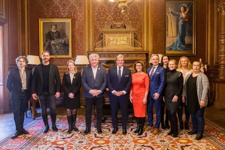 Forrás: Mendzserszövetség