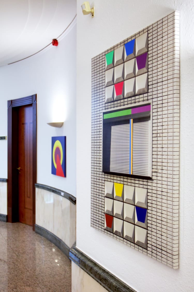 Valkó Dávid alkotásai az ügyvédi irodában (forrás: Valkó Dávid)