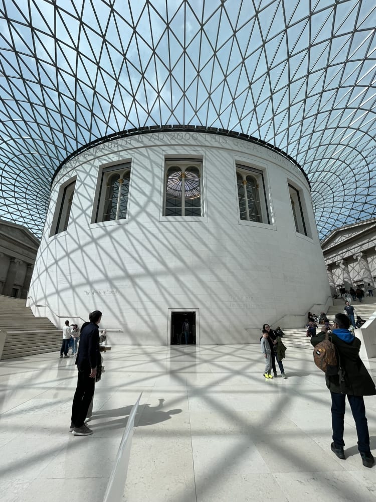 A British Museum lenyűgöző csarnoka