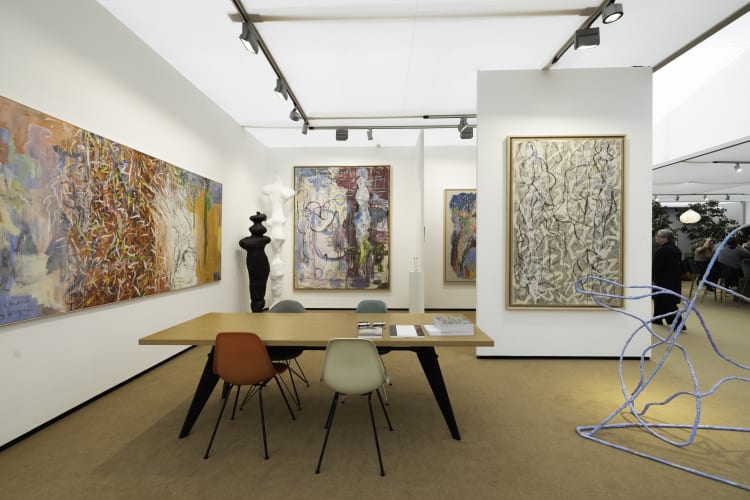 Az Einspach &amp; Czapolai Fine Art standja a Frieze Masters művészeti vásáron 2024-ben, Soós Tamás műveivel (forrás: Einspach &amp; Czapolai Fine Art)