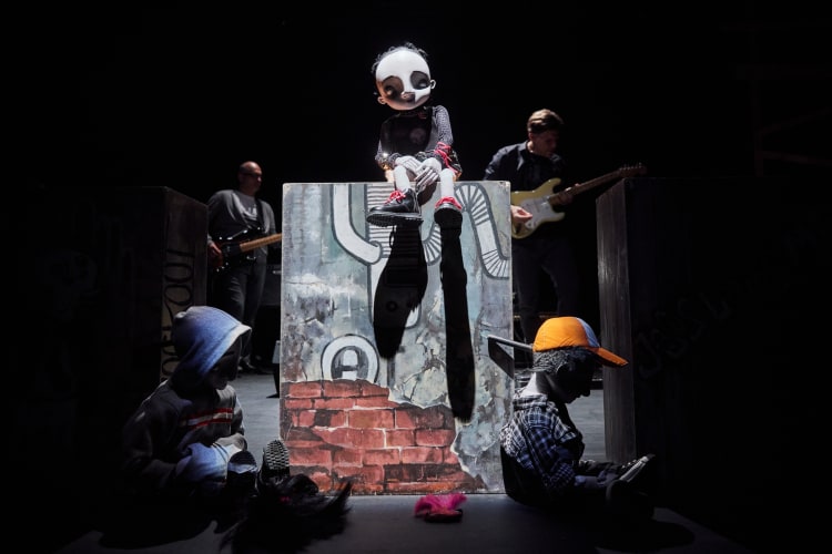 Jelenet a Semmi című előadásból