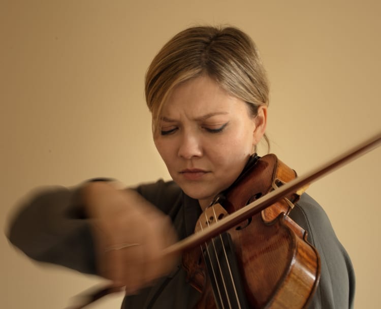 Alina Ibragimova (fotó: Eva Vermandel)