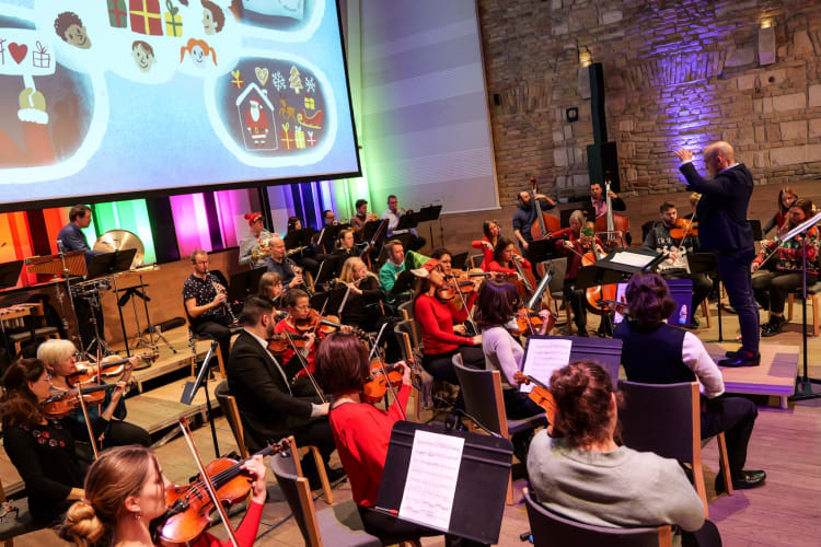 A Danubia Mikulás-koncertje a Budapest Music Centerben (forrás: Danubia Zenekar)