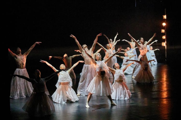 A Győri Balett Tranzit című előadása (forrás: Audi Hungaria)