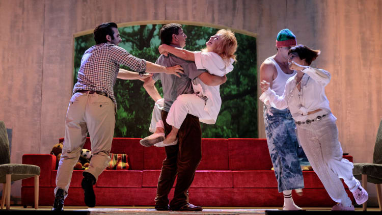 Jelenet a Madame Tartuffe-ből (fotó: Dömölky Dániel, Vígszínház)