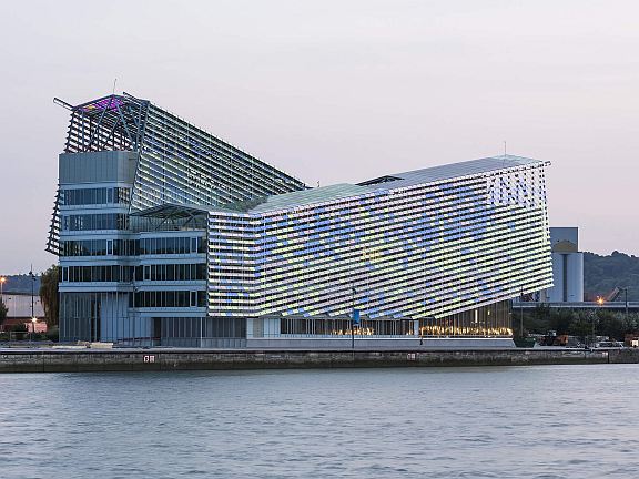 Rouen (France): Modernity reflected by the impressionists and the port’s history