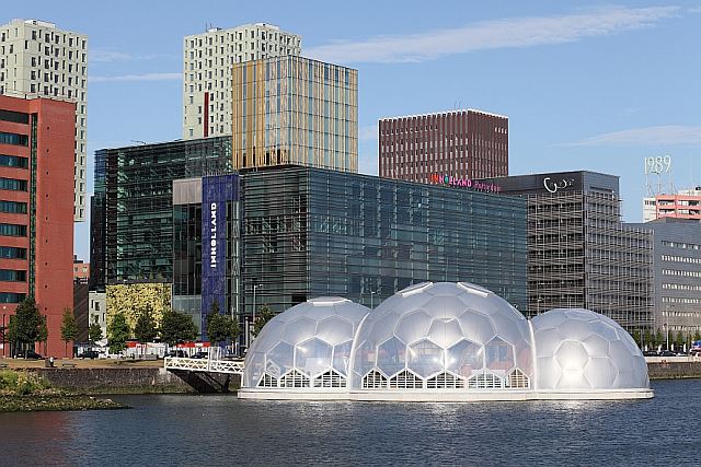 Rotterdam (Netherlands): Floating facilities and attractions in the port of Rotterdam